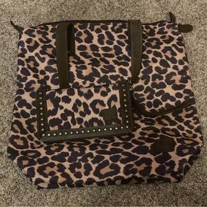 Ariat Brown Leopard Print Tote with matching Wallet